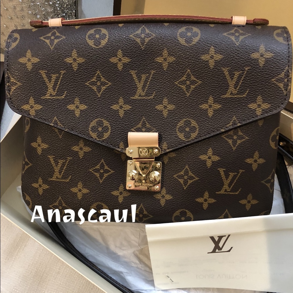 Louis Vuitton Pochette Metis